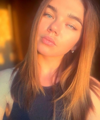 Зинка, 27